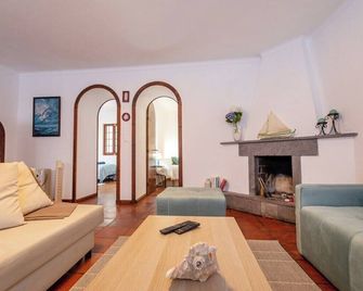GuestReady - Casa dos Moinhos near the beach - Ponta Delgada - Living room