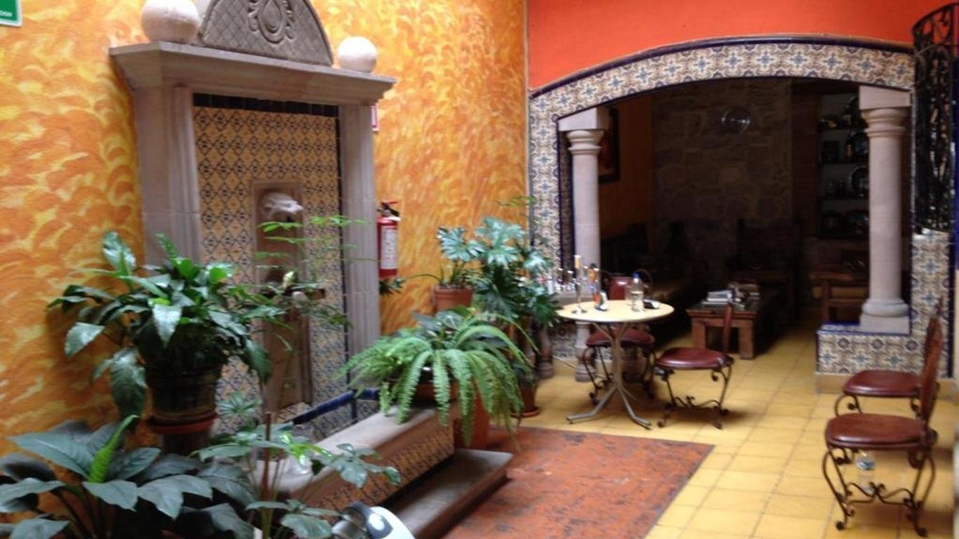 Hostal Casa Castillo Bed & Breakfast