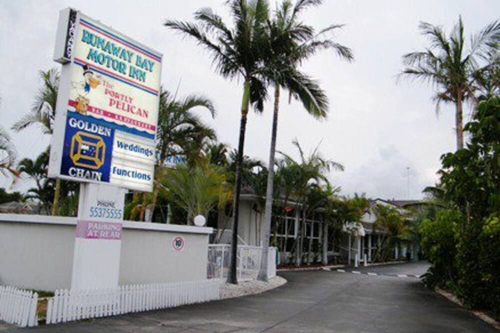 Runaway Bay Motor Inn - Runaway Bay - Vista del exterior