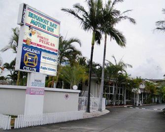Runaway Bay Motor Inn - Runaway Bay - Vista del exterior