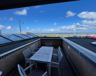 DE TRINTEL op 1e verdieping met ruim terras en zeezicht - Egmond aan Zee - Balcony