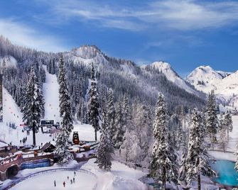 Everline Resort and Spa, Lake Tahoe - Olympic Valley - Building