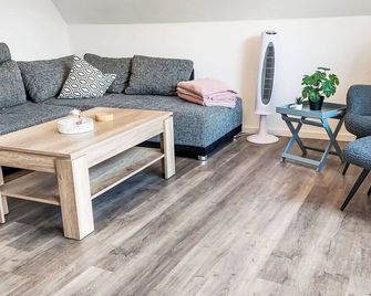 Apartment Am Meintetal by Interhome - Lügde - Living room