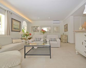 Bambú - Cozy house 100 meters from the beach in Mallorca - Pollença - Salon