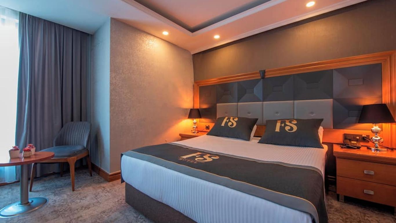 Four Seven Hotel