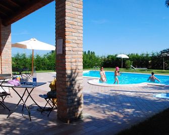 Agriturismo-R&B Corte dei Gioghi - Ferrara - Pool