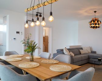 Sunadria Apartments - Kožino - Comedor