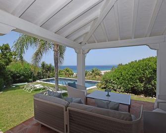Recently renovated villa overlooking the coast of Atlanterra, for 8 pax. - Tarifa - Balcon