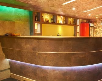 Hotel Park Inn Coimbatore - Coimbatore - Recepción