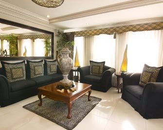 Vip Suite Hostel & Dormitory - מנילה - סלון