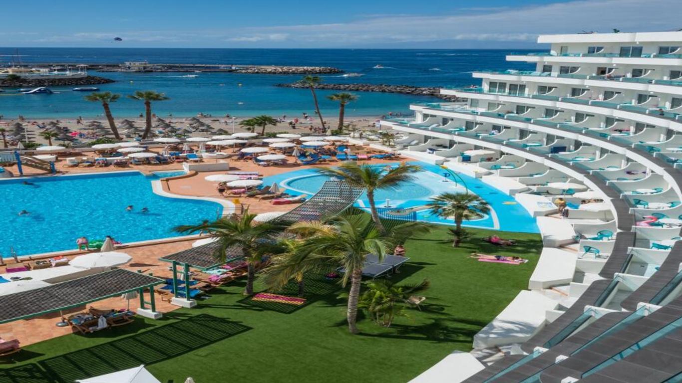 Hovima La Pinta Beachfront Family Hotel