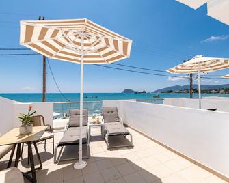 Mouria Studios & Apartments - Laganas - Balcon