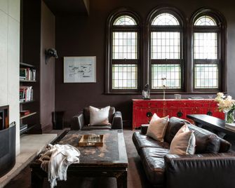 Lancemore Mansion Hotel Werribee Park - Werribee