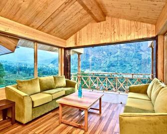 Hotel Vyas Vatika offer well designed and ready to use rooms located at manali. - Manali - Sala de estar