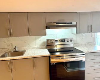 Beautiful 2Bed walkout basement - Halton Hills - Cocina