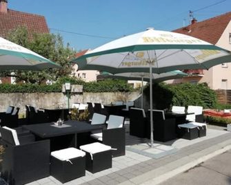 Hotel-Restaurant Pfeffermühle Balingen - Balingen - Innenhof