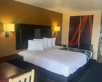 Antlers Inn - Falfurrias - Habitación