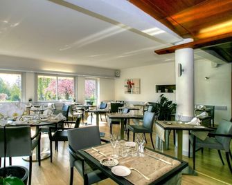 Logis Hotel Restaurant Spa Beau Site - Luxeuil-les-Bains - Restaurant
