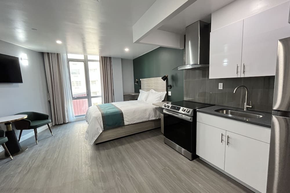 Other view of Starlight Hotel