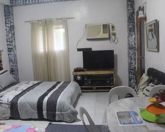 Maraño's Home - Legazpi City - Bedroom