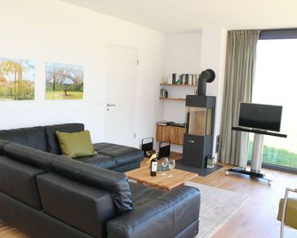 Ferienhaus Wreechen 25, Haus 2 - Putbus - Wohnzimmer