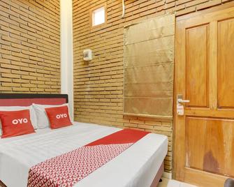 Hotel O D Kost In Kandri Semarang - Semarang - Slaapkamer