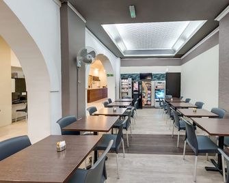 Europa Hotel - Sliema - Restaurant