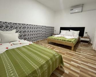 Hotel Principal - Tarrafal - Chambre