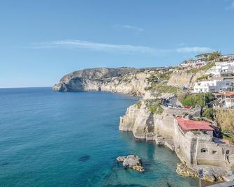 3 bedroom lovely home in Lacco Ameno Ischia NA - Lacco Ameno - Building