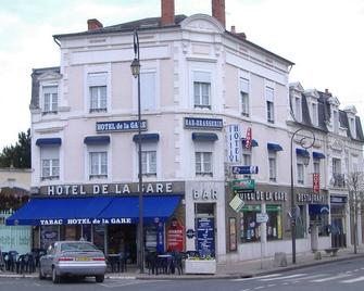 Hotel de la gare - Cosne-Cours-sur-Loire - Building