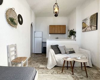 Achlia Hotel - Achlia - Sala de estar