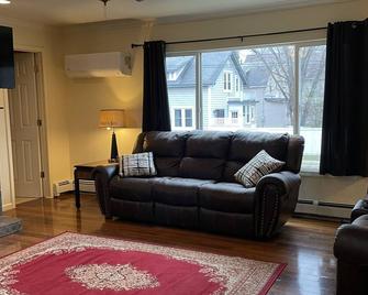 Home on the Iron Range - sports wonderland - Virginia - Sala de estar