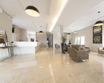 Hotel Taina - Cuiabá - Lobby