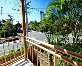 El Dorado Apartments - Broadbeach - Balcony