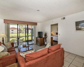 Shorewalk lakeview condo close to IMG - Bradenton - Huiskamer