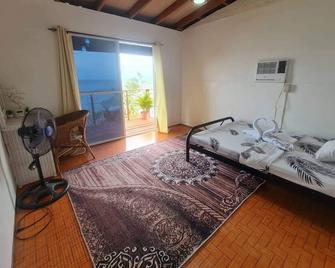 Masamirey Hilltop Haven with Mini Pool and Beach Access newly built March 2025 - Sual - Bedroom