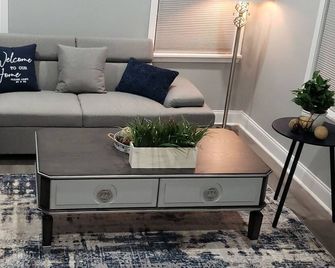 Kims Amazing Getaway - Shreveport - Living room