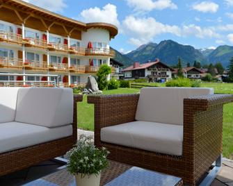 Best Western Plus Hotel Alpenhof - Oberstdorf - Patio