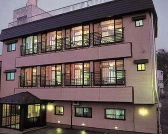 Unohama Onsen Shiokaze Kaoru Yado Miharashi - Jōetsu - Building