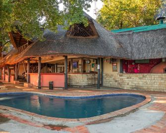 The Victoria Falls Waterfront - ליבינגסטון - בריכה