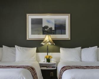 Valley Star Motel - Penticton - Bedroom