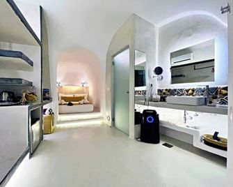 Edem Luxury Hotel - פירוסטפאני