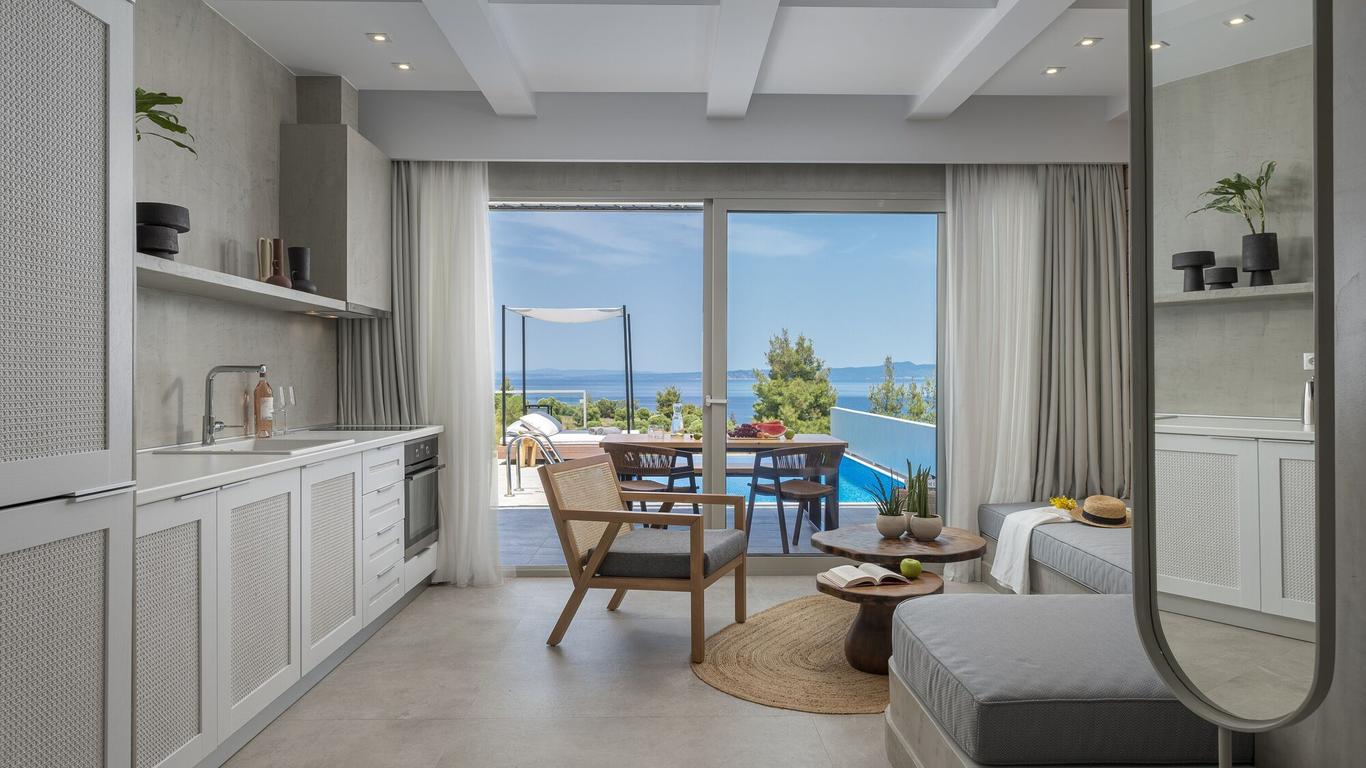 Villa D'Oro - Luxury Villas & Suites