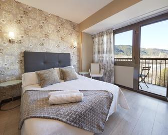 Hotel Sanchez - Aínsa - Bedroom