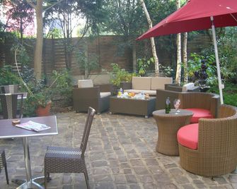 Hôtel Patio Brancion - Malakoff - Patio
