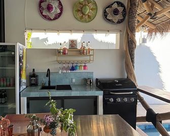 Pool House 311 by Diana - Jocotepec - Bar