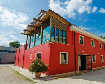 Dimora di Campagna Tenuta Cocci Grifoni - Ripatransone - Gebouw