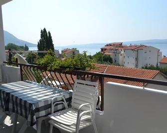 Apartments Karlo - Omiš - Balkon