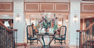 The Coldwater Inn - Tuscumbia - Lobby