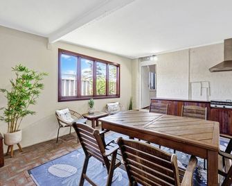 Geraldton City Stay Cottage on Sanford - Geraldton - Ruokailuhuone